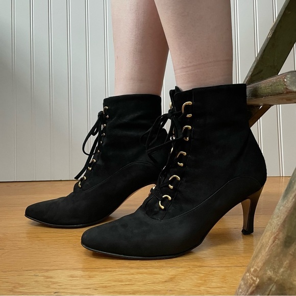 *Rare* Gucci Lace-Up Victorian/Witchy Vibe Boots in Black Suede *Italy* - Picture 16 of 16